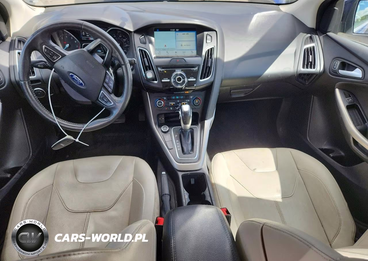 2017 Ford Focus Titanium VIN:1FADP3N28HL280128 - 8