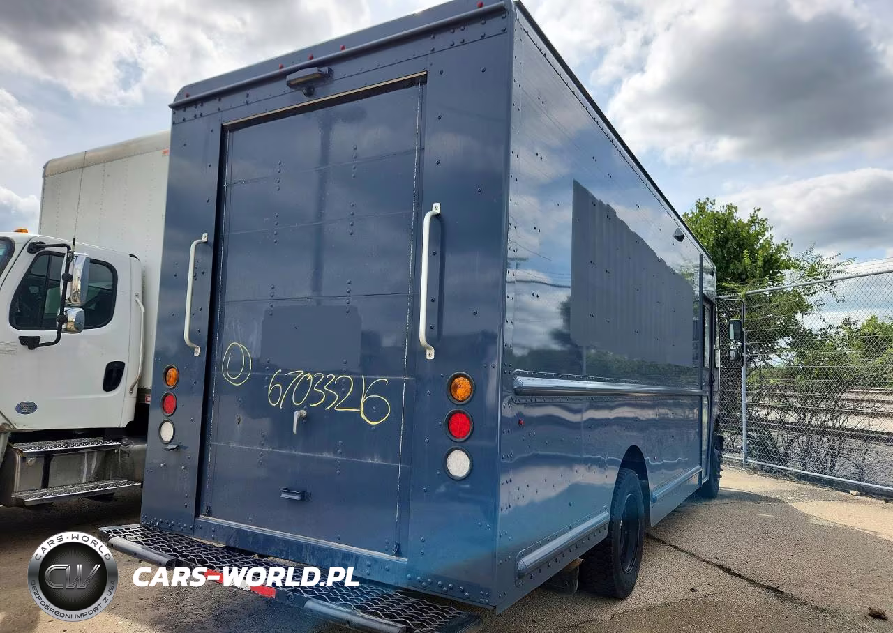 2021 Freightliner Mt45G Chassis Delivery Van VIN:4UZAC2GA2MCMM9394 - 3