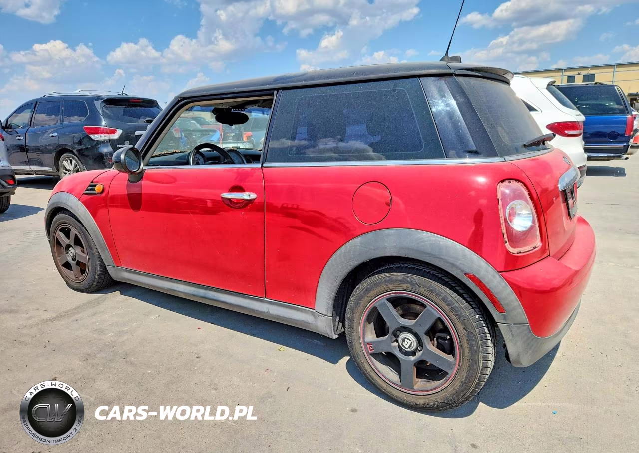 2013 Mini Cooper VIN:WMWSU3C58DT689552 - 2