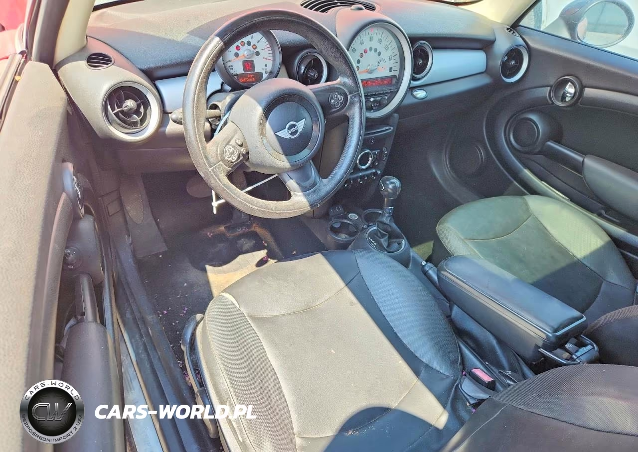 2013 Mini Cooper VIN:WMWSU3C58DT689552 - 8