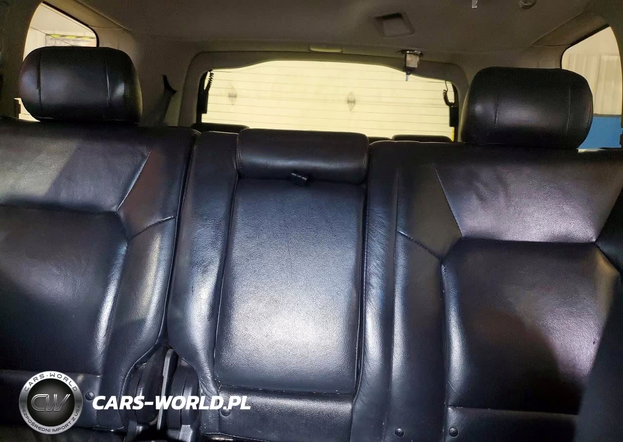 2011 Honda Pilot Lx VIN:5FNYF4H25BB068930 - 10
