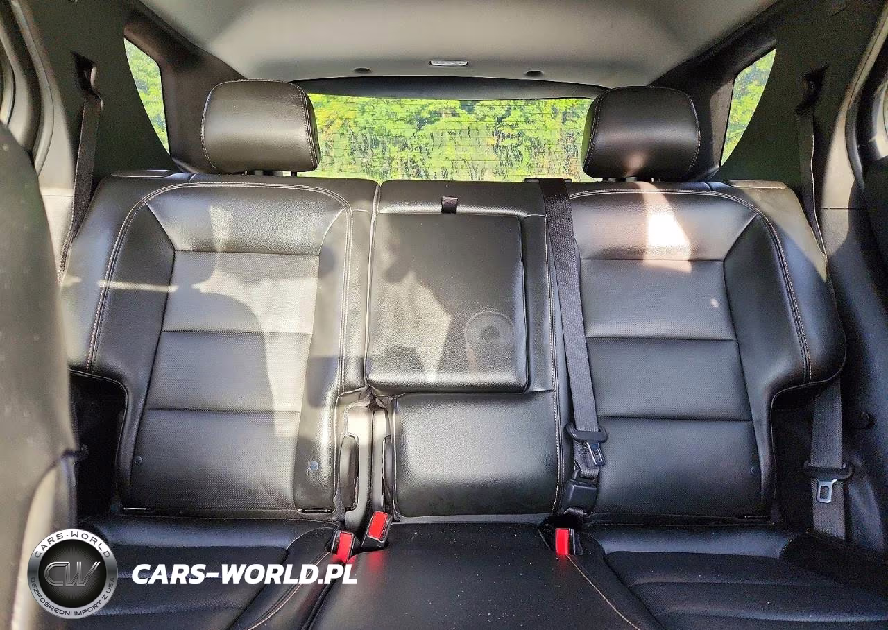 2018 Chevrolet Equinox Premier VIN:3GNAXVEV8JS553871 - 10
