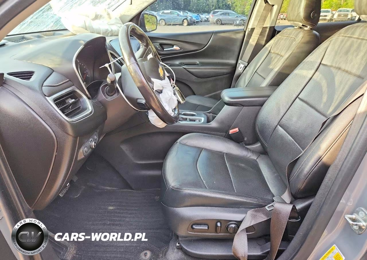 2018 Chevrolet Equinox Premier VIN:3GNAXVEV8JS553871 - 7