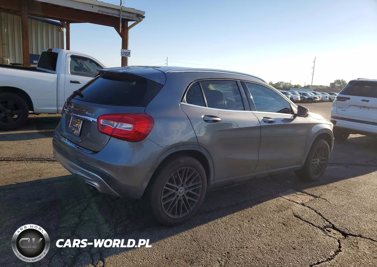 2015 Mercedes-Benz Gla 250 4Matic VIN:WDCTG4GB4FJ143618 - 3
