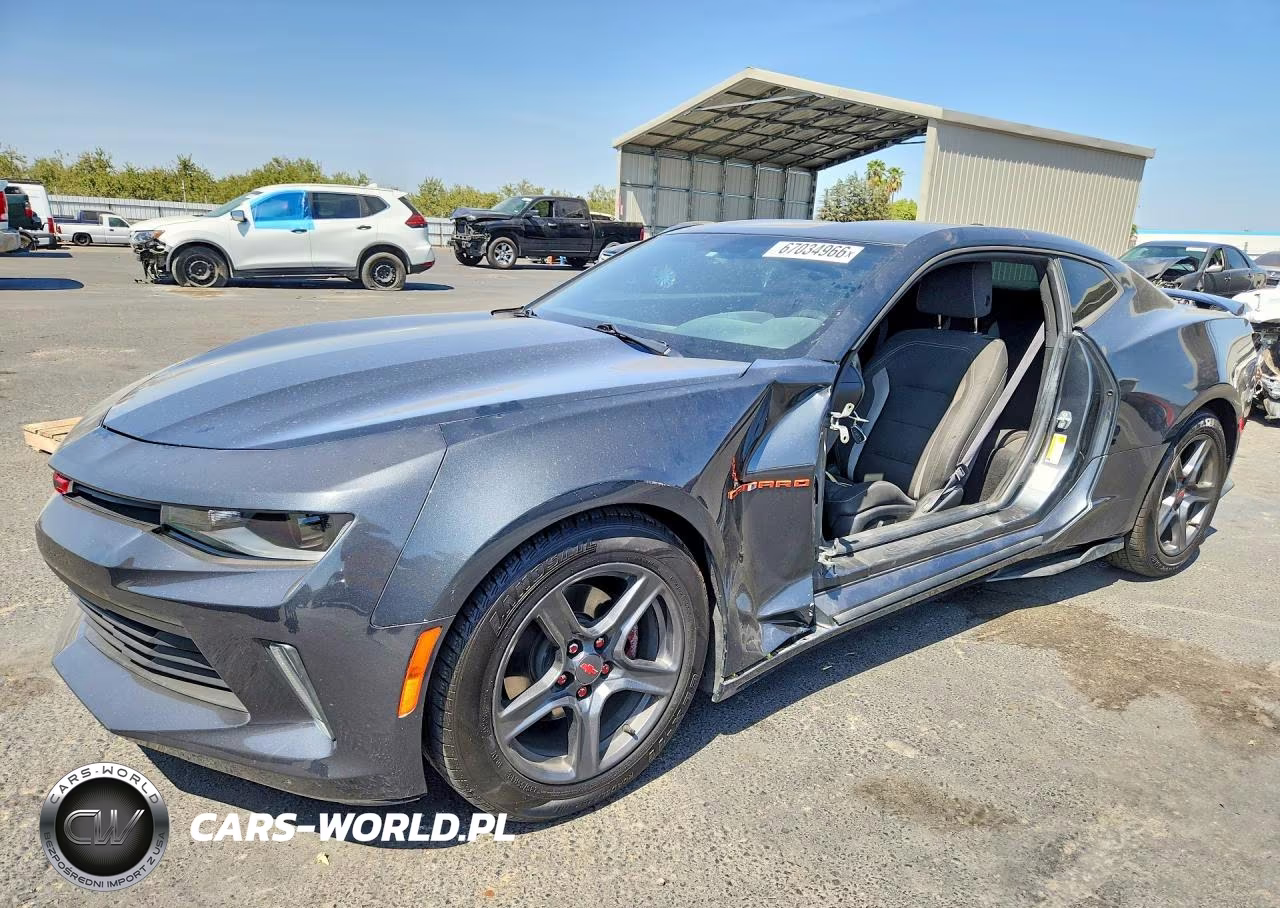 2017 Chevrolet Camaro Ls – zdjęcie 1 z 13