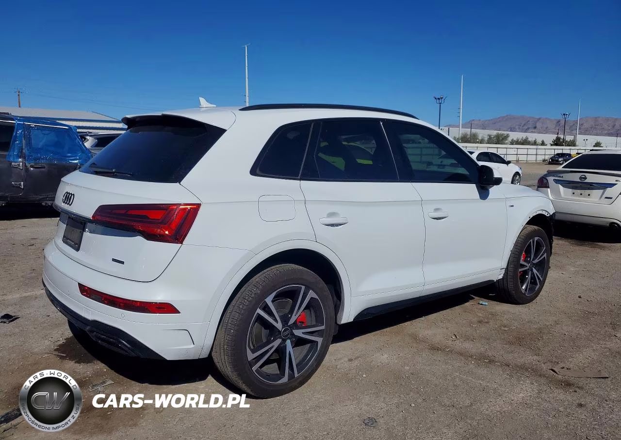 2025 Audi Q5 Premium Plus 45 VIN:WA1EAAFY0S2010390 - 3