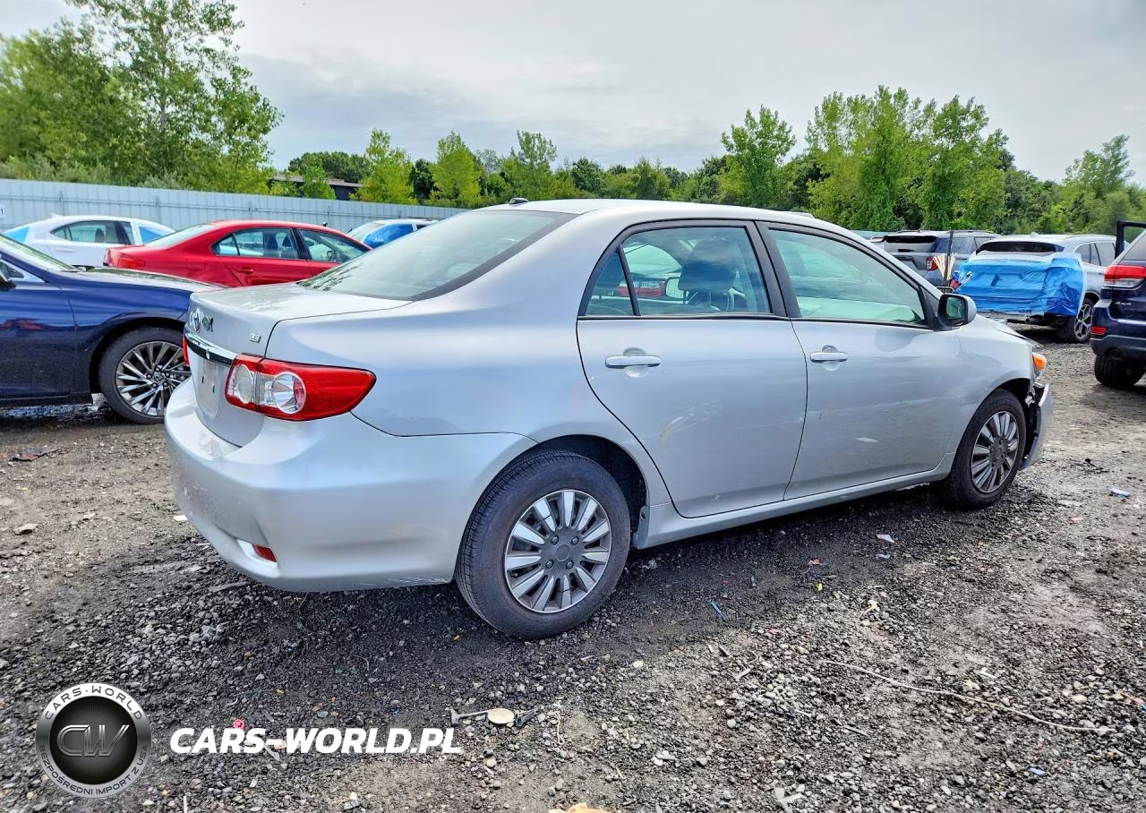 2011 Toyota Corolla Le VIN:2T1BU4EE6BC691603 - 3