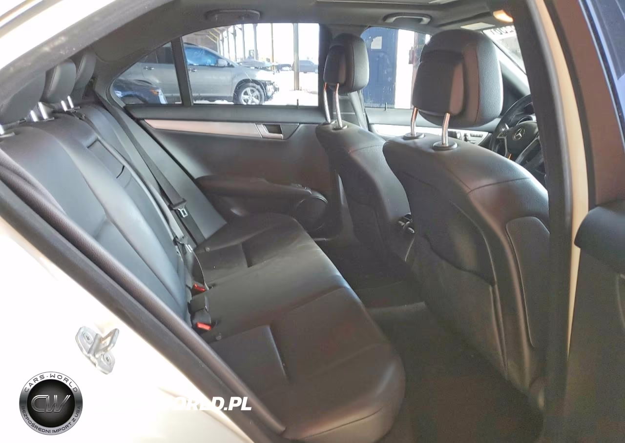 2012 Mercedes-Benz C 250 Sport VIN:WDDGF4HB4CR203540 - 10