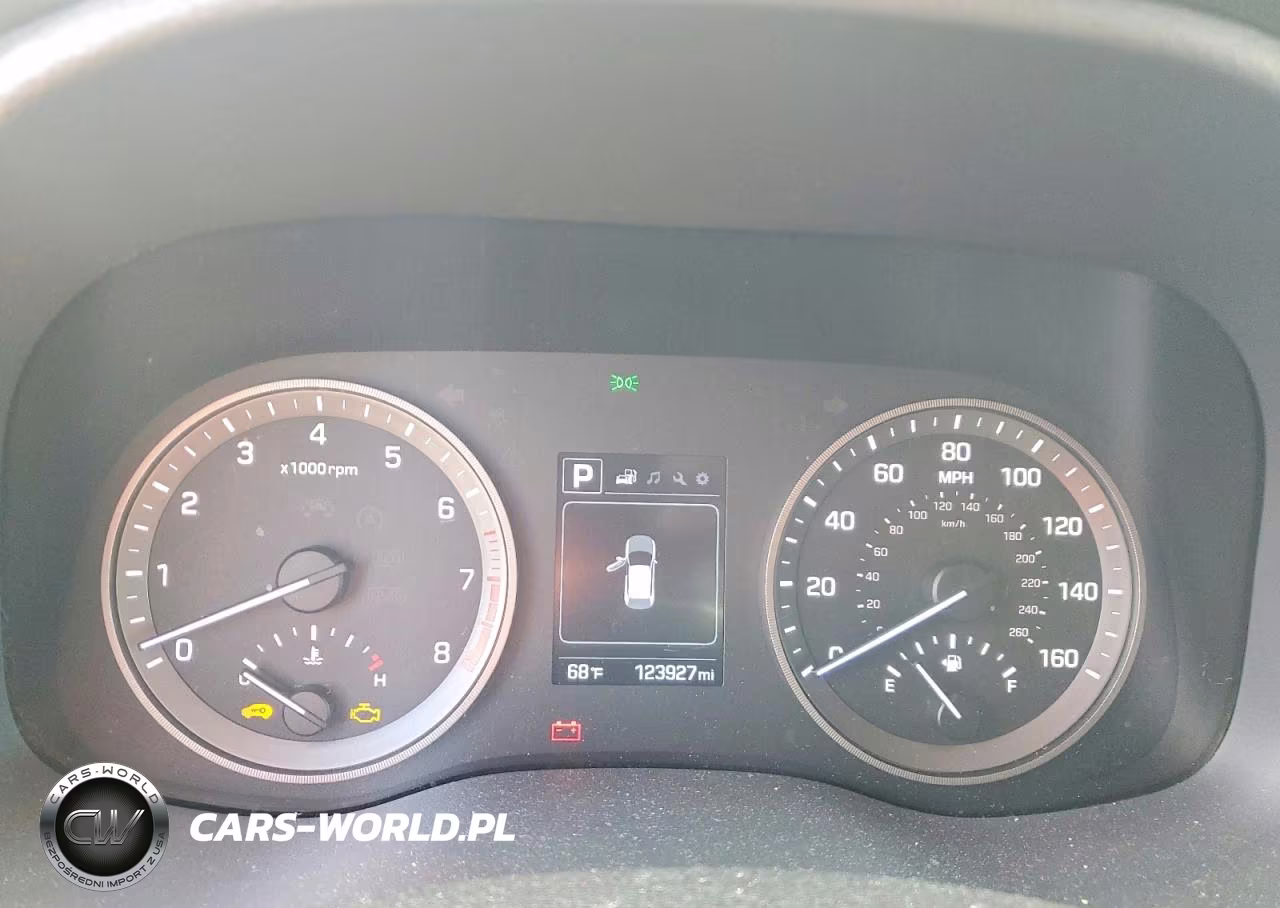 2016 Hyundai Tucson Limited VIN:KM8J3CA26GU130070 - 9