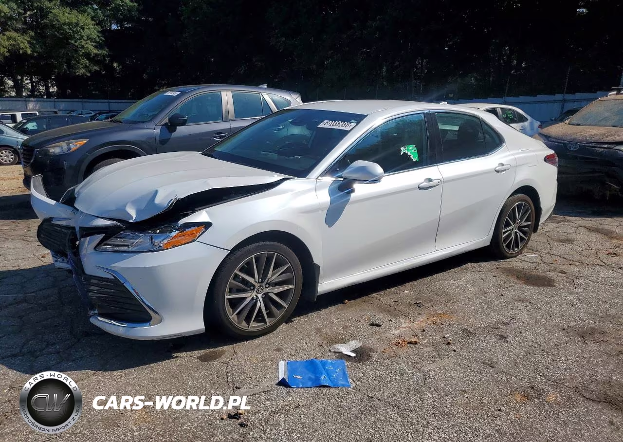 2023 Toyota Camry Xle – zdjęcie 1 z 12