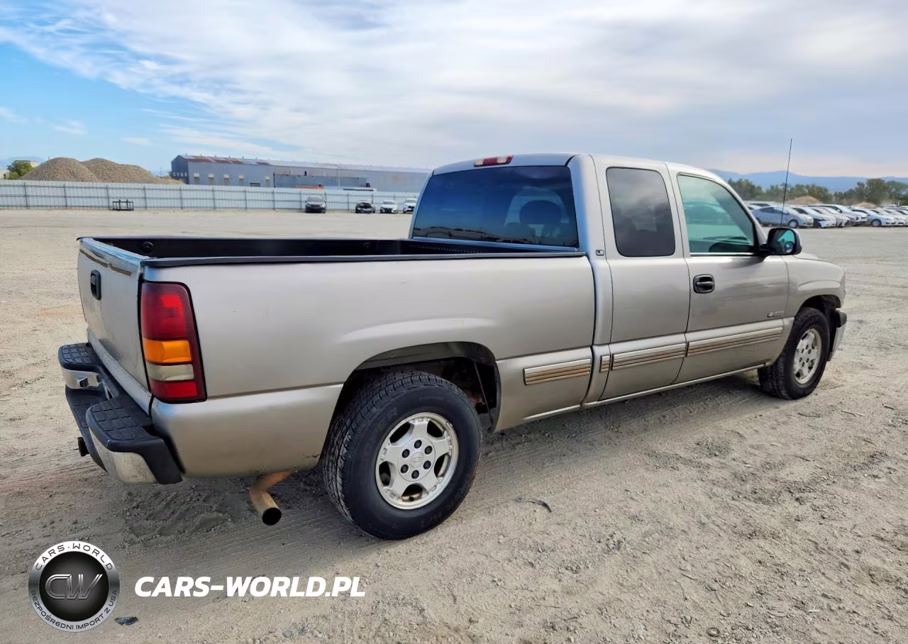 2001 Chevrolet Silverado C1500 VIN:2GCEC19V911391477 - 3