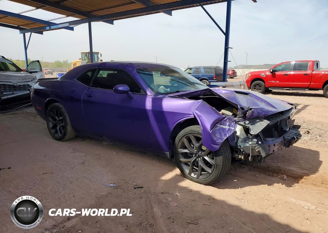 2019 Dodge Challenger Sxt VIN:2C3CDZAG7KH730637 - 4
