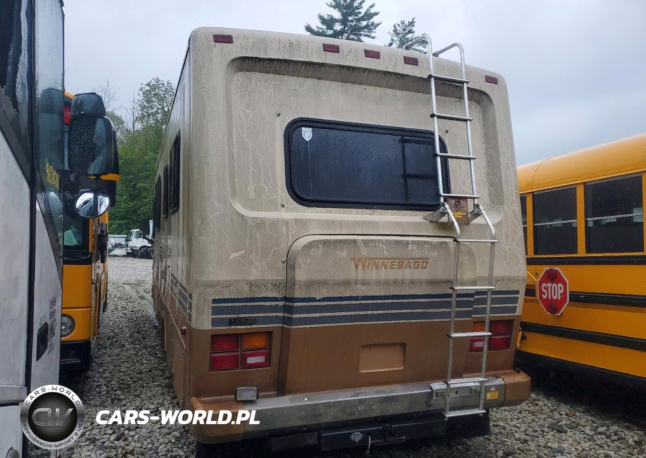 1988 Chevrolet P30 VIN:1GBKP37WXJ3313108 - 3
