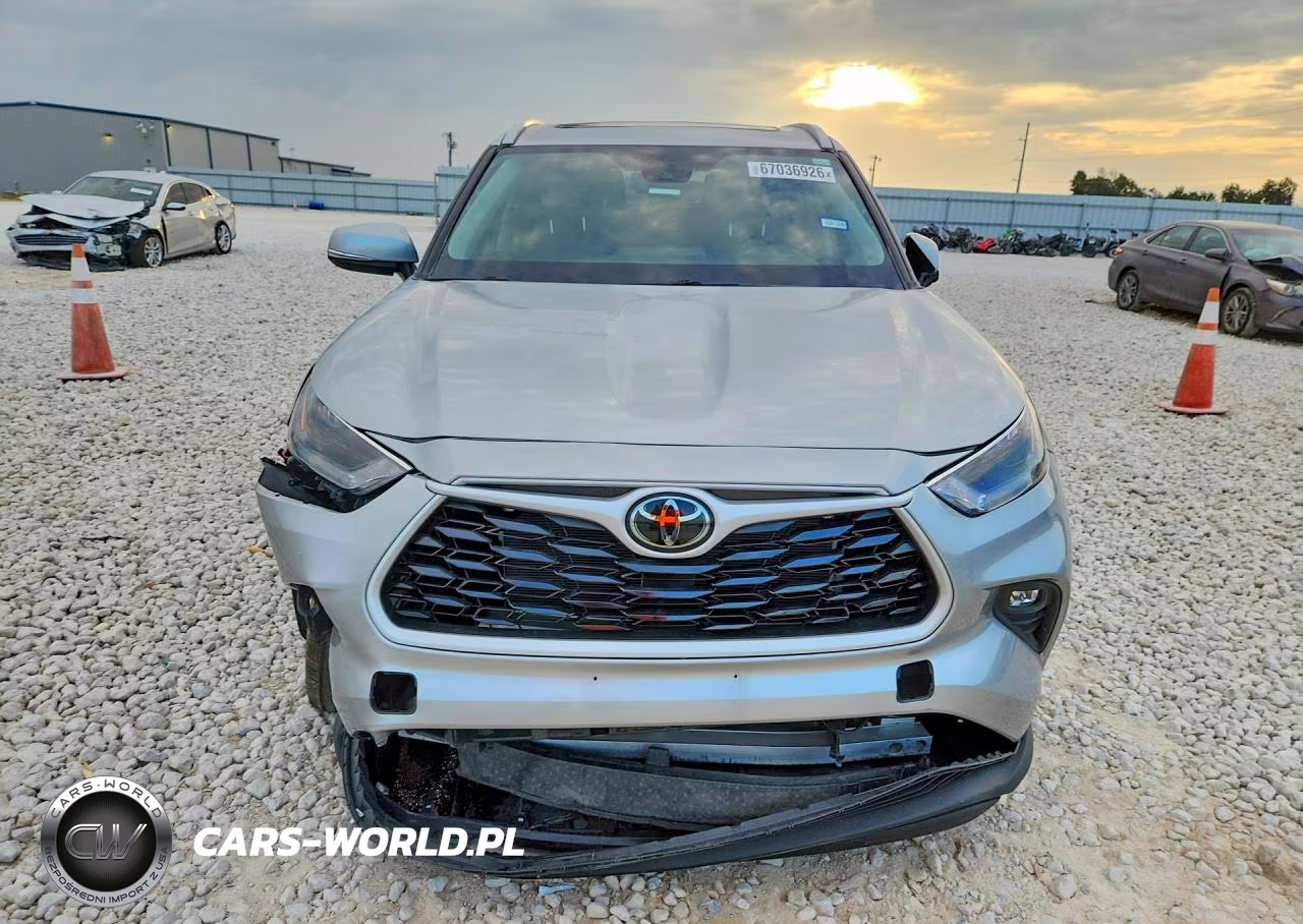 2025 Toyota Highlander Xle VIN:5TDKDRAH8SS551623 - 5