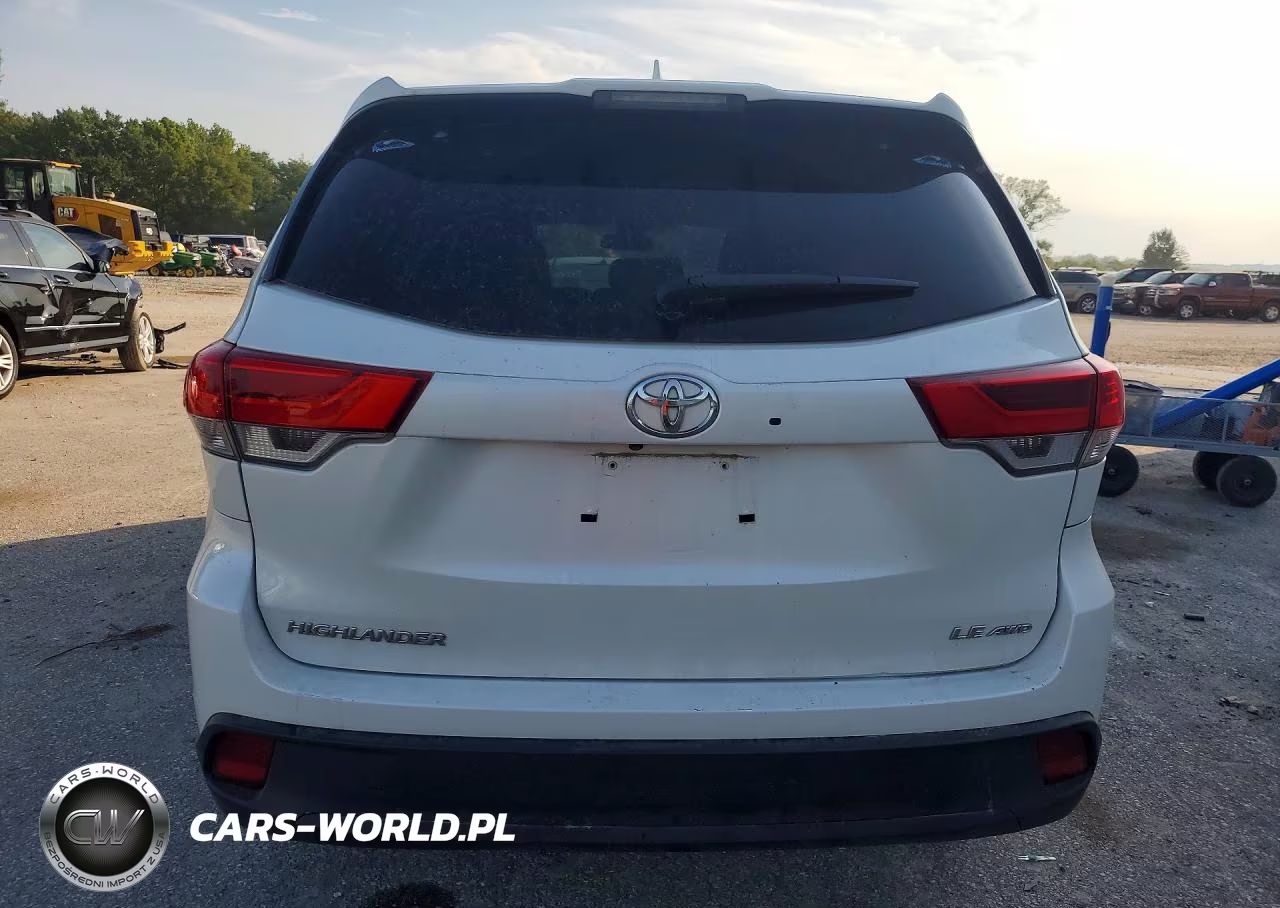 2017 Toyota Highlander Le Plus VIN:5TDBZRFH3HS401082 - 6