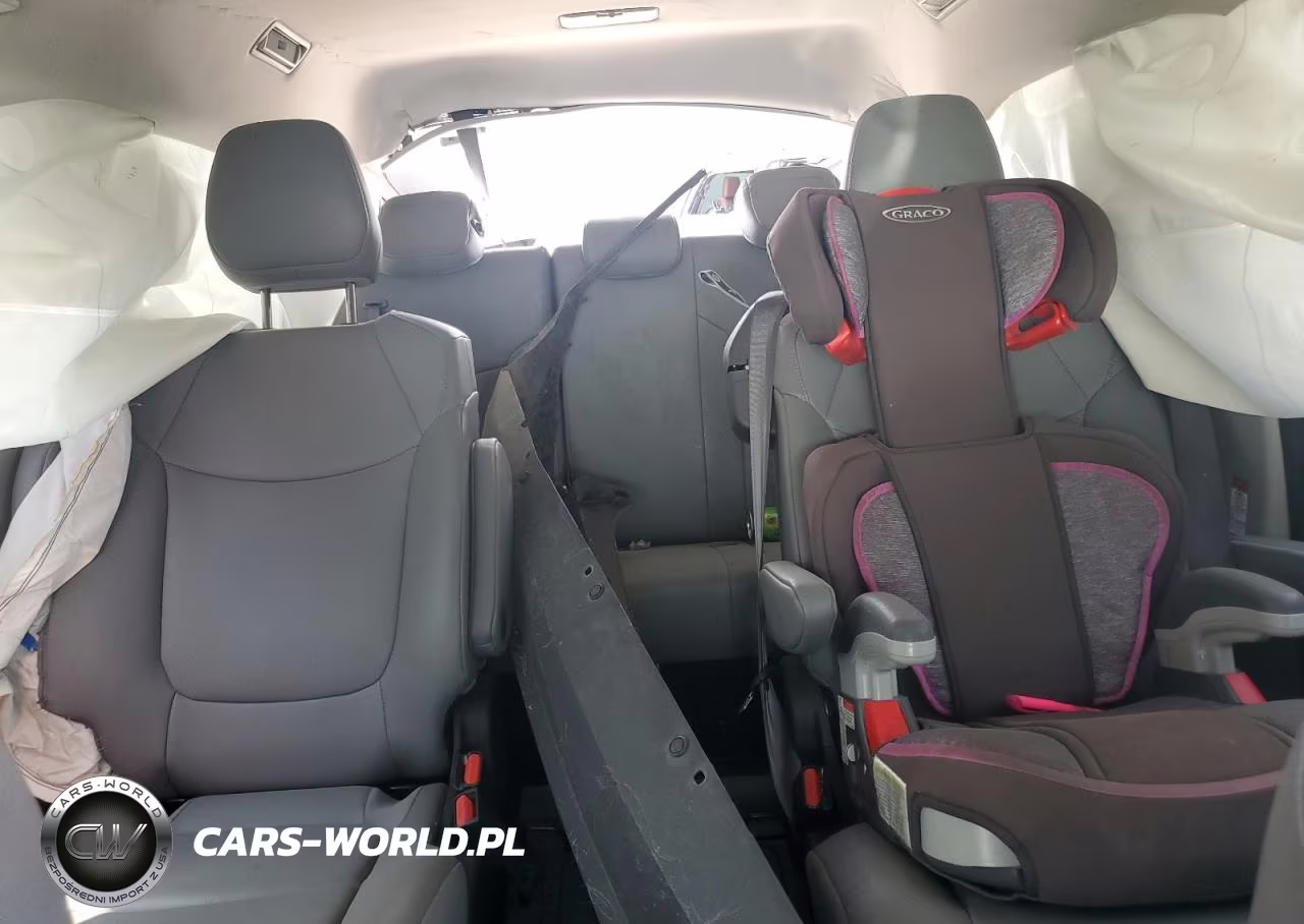 2023 Toyota Sienna Xle VIN:5TDYRKECXPS153998 - 10