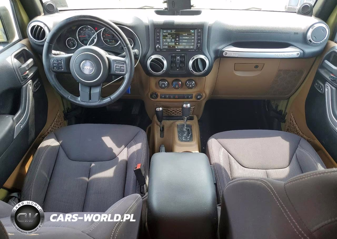 2013 Jeep Wrangler Unlimited Sahara VIN:1C4BJWEG4DL532550 - 8