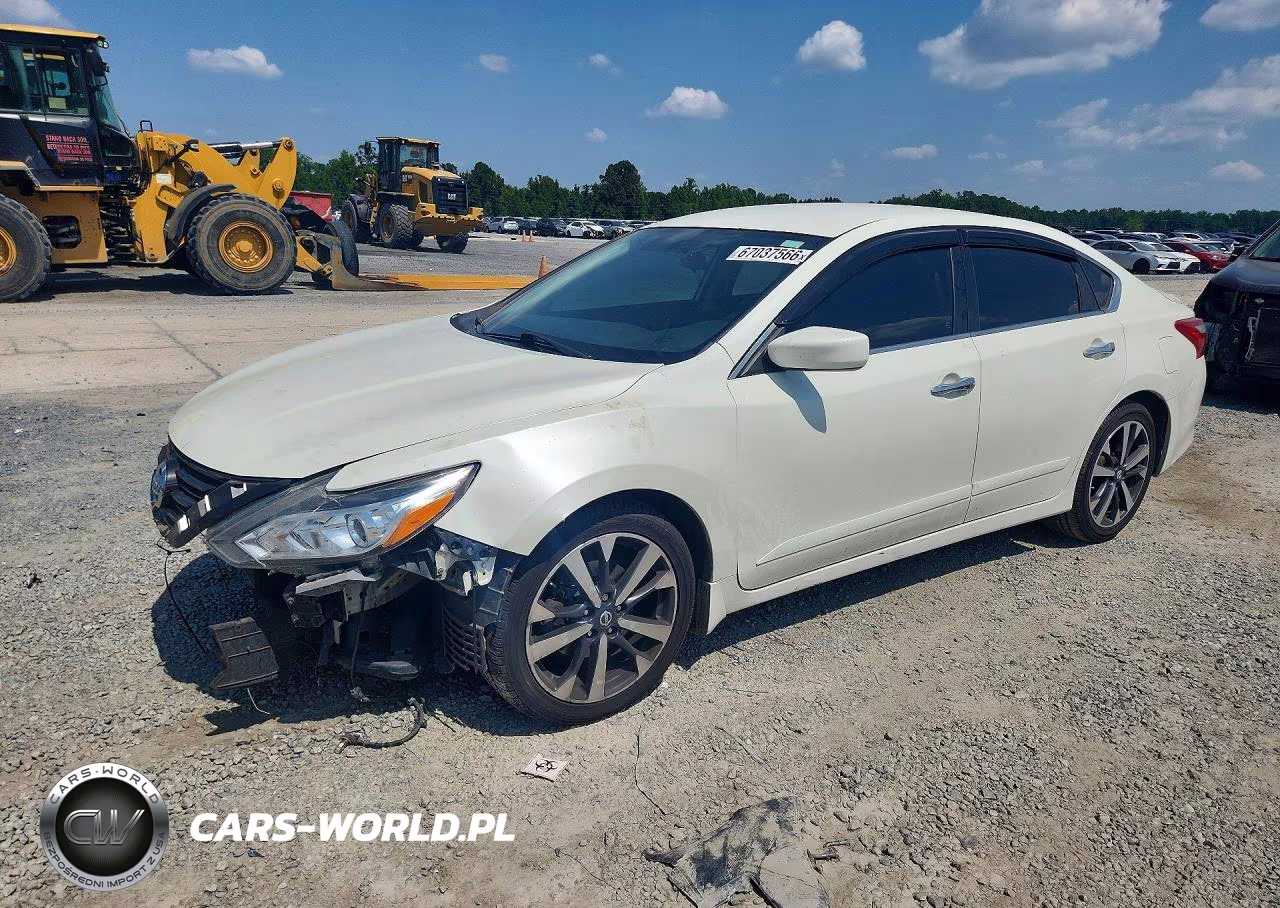 2016 Nissan Altima 2.5 Sr – zdjęcie 1 z 12