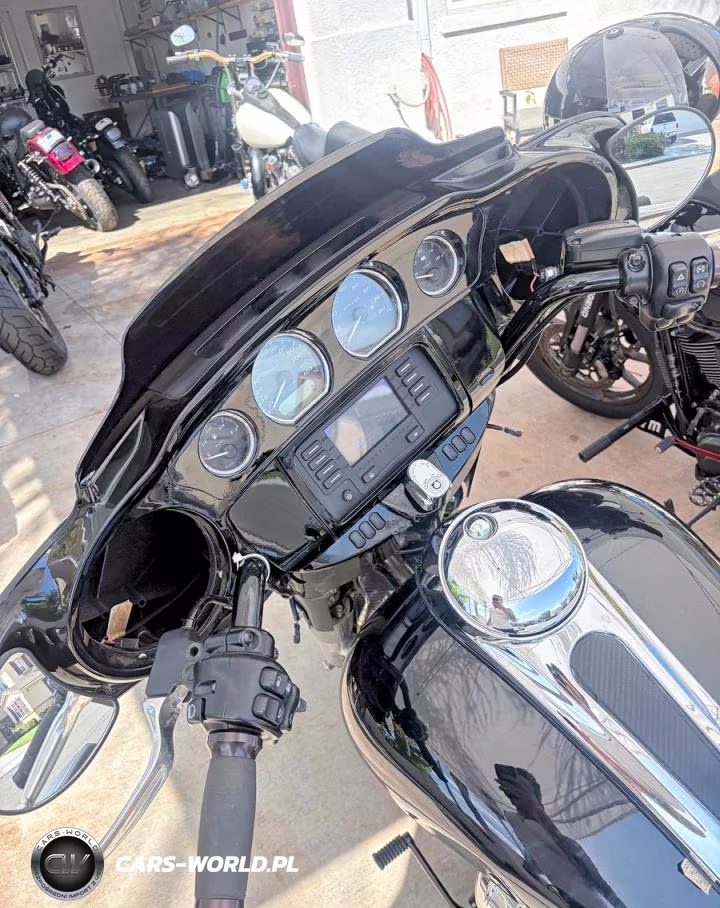 2021 Harley-Davidson Flht VIN:1HD1FVC11MB611507 - 14