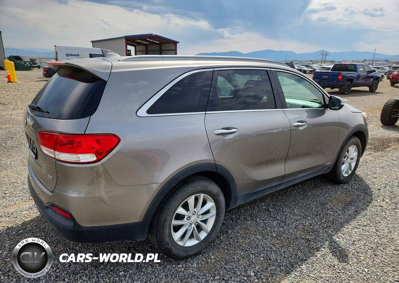 2016 Kia Sorento Lx VIN:5XYPGDA37GG032927 - 3