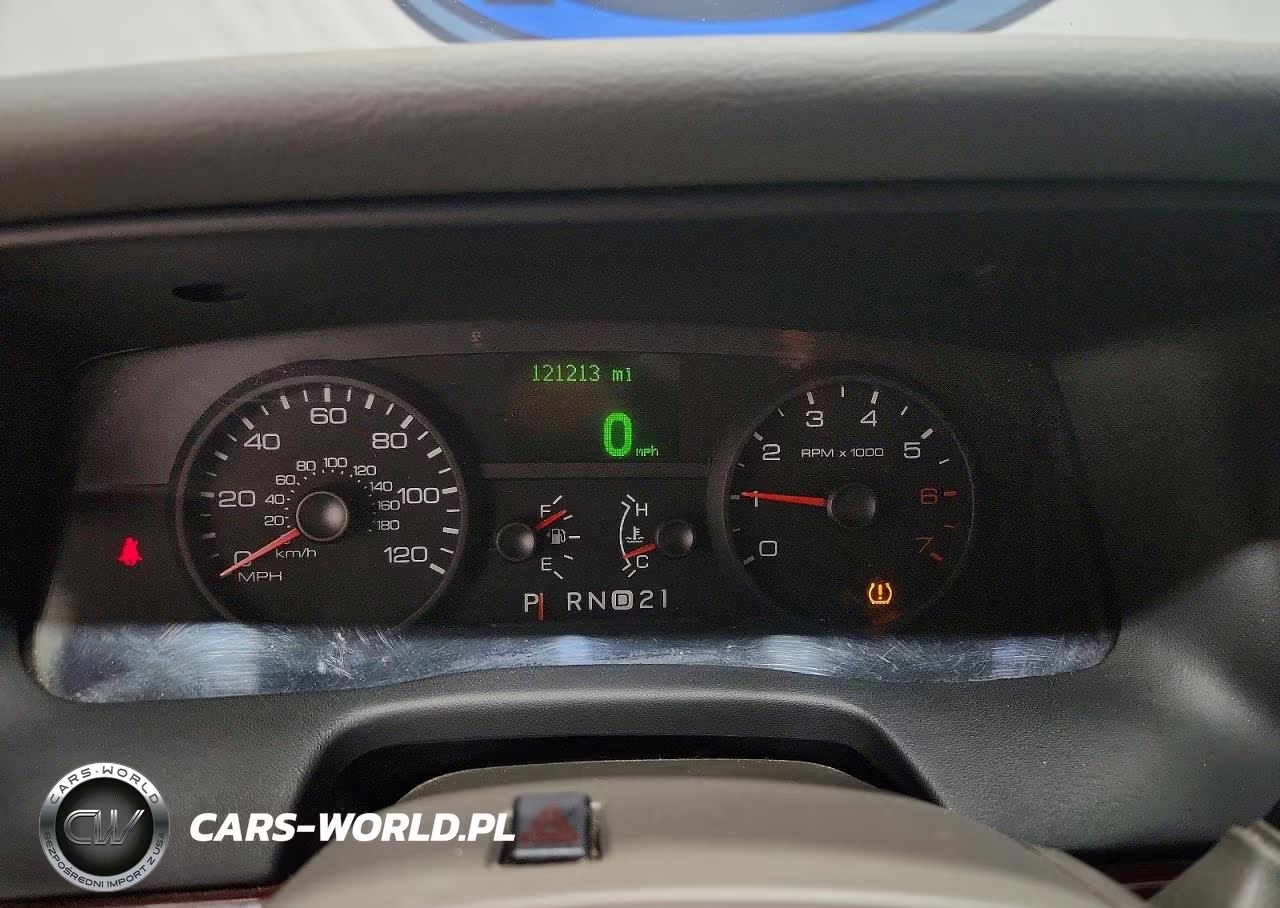 2011 Ford Crown Victoria Lx VIN:2FABP7EV6BX161870 - 9