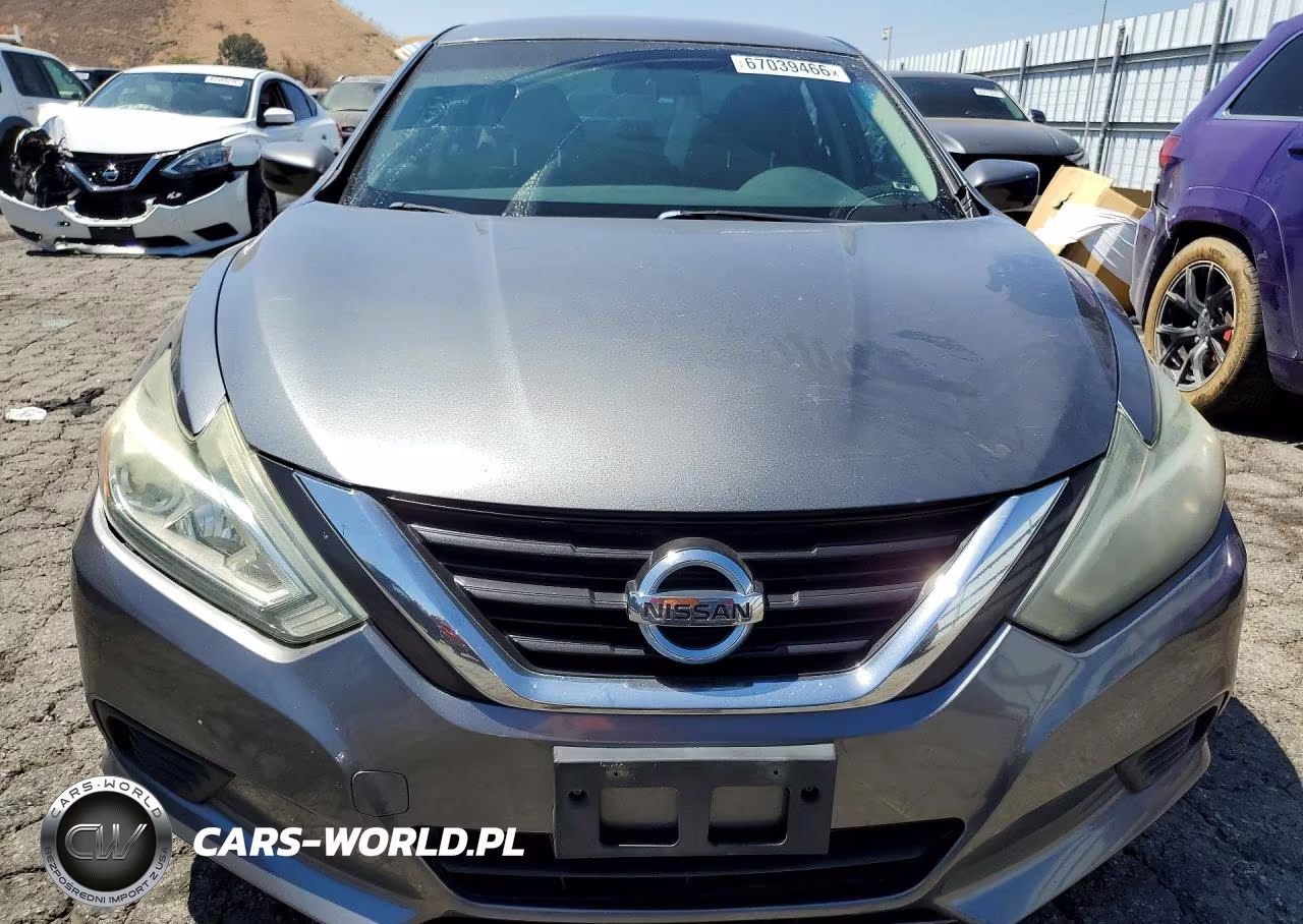 2018 Nissan Altima 2.5 S VIN:1N4AL3AP9JC473605 - 5