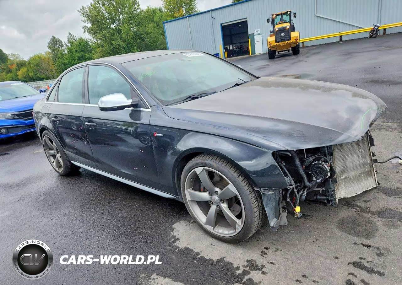 AUDI S4 PREMIUM VIN:WAUBGAFL5EA163026 - 4