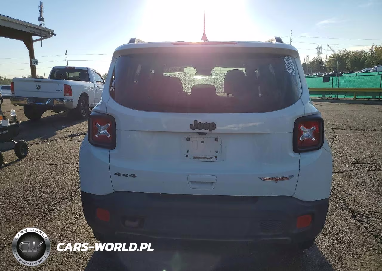 2018 Jeep Renegade Trailhawk VIN:ZACCJBCB3JPH37501 - 6