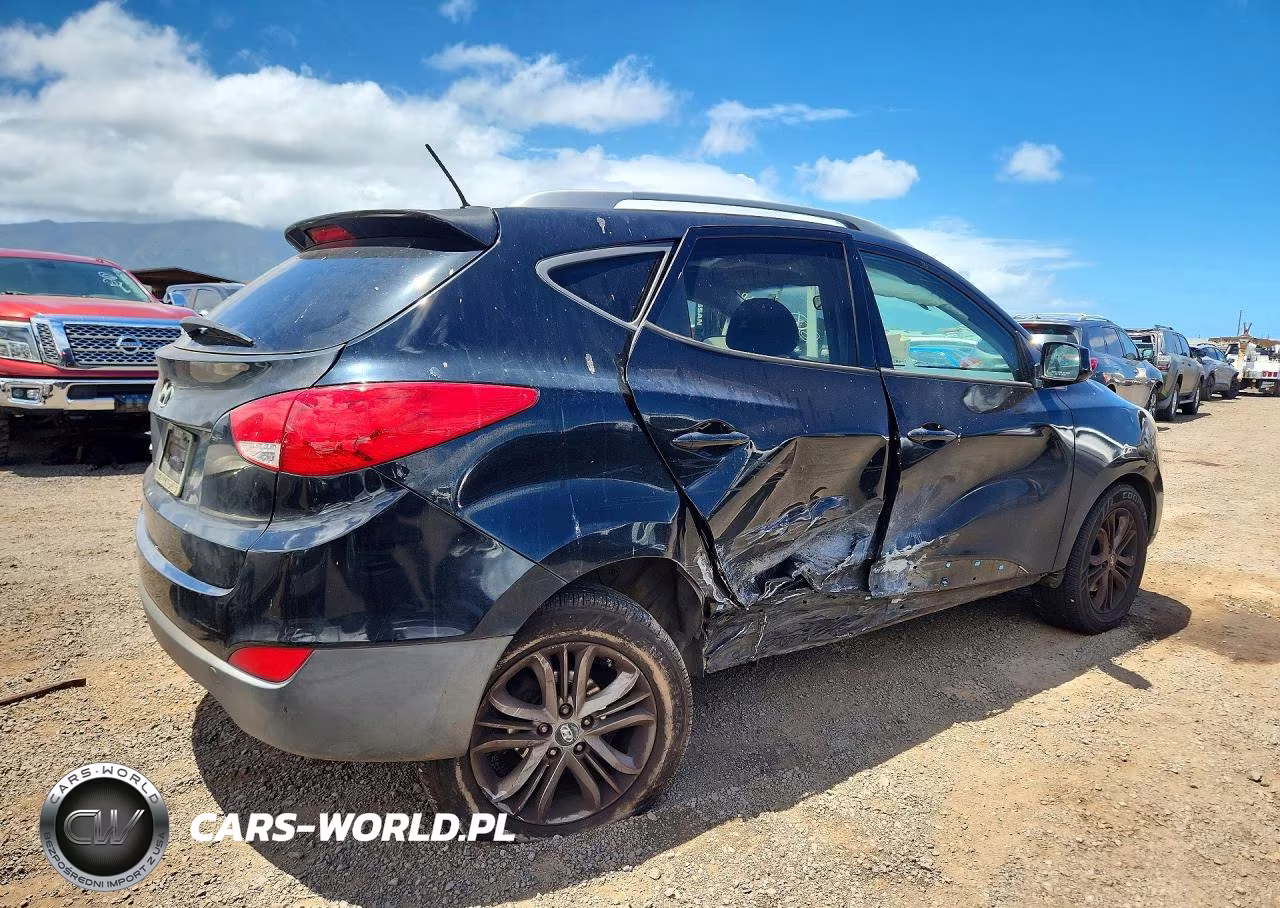 2015 Hyundai Tucson Se VIN:KM8JU3AG7FU042832 - 3