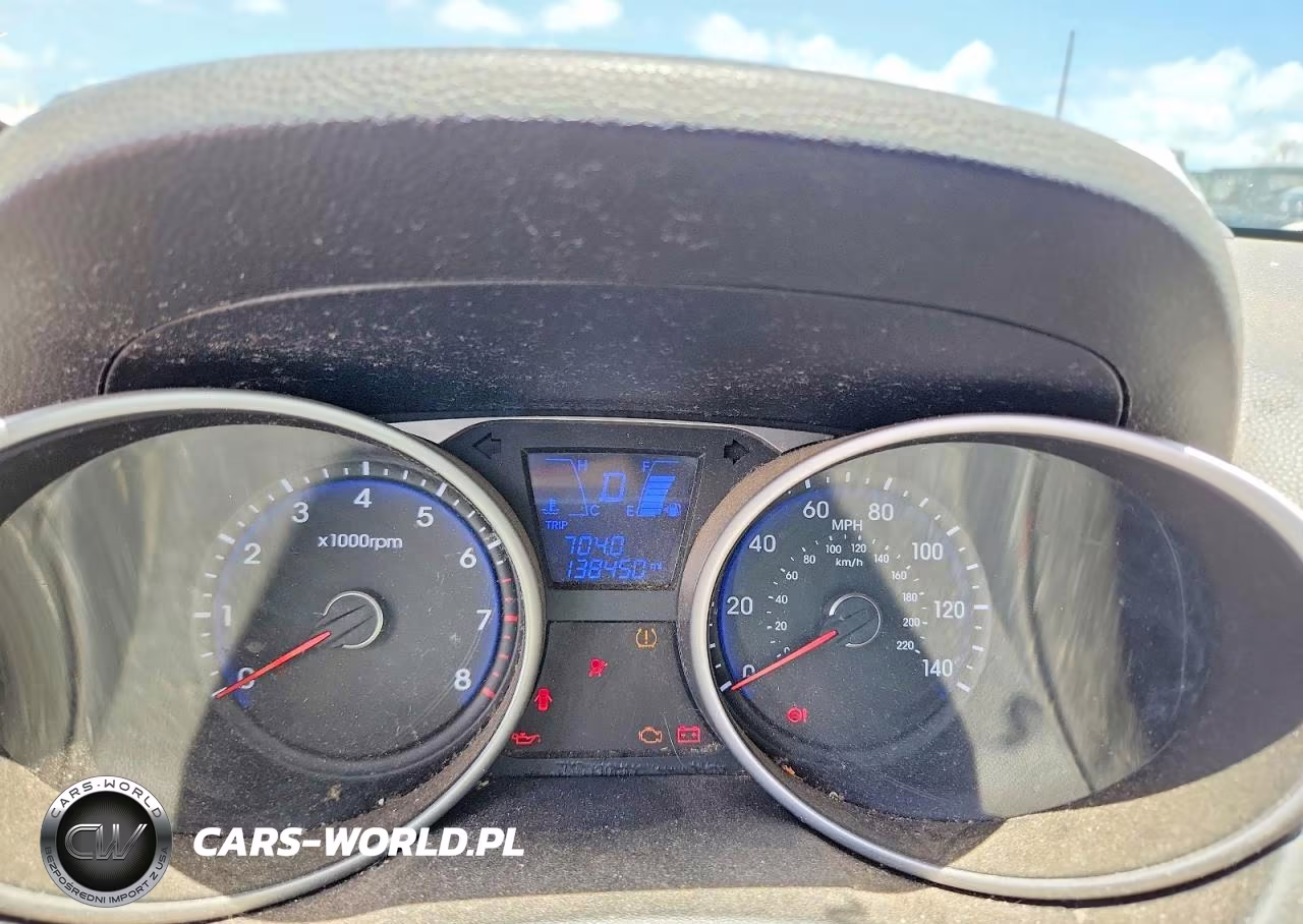 2015 Hyundai Tucson Se VIN:KM8JU3AG7FU042832 - 9