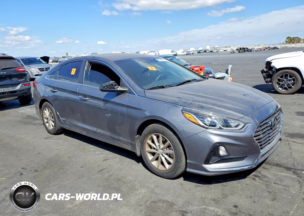 2019 Hyundai Sonata Se VIN:5NPE24AF6KH798875 - 4