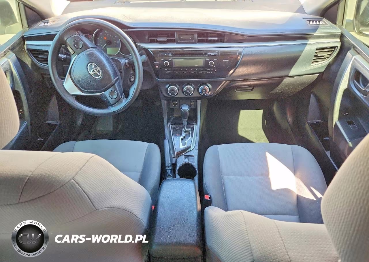 2015 Toyota Corolla L VIN:5YFBURHE5FP336162 - 8
