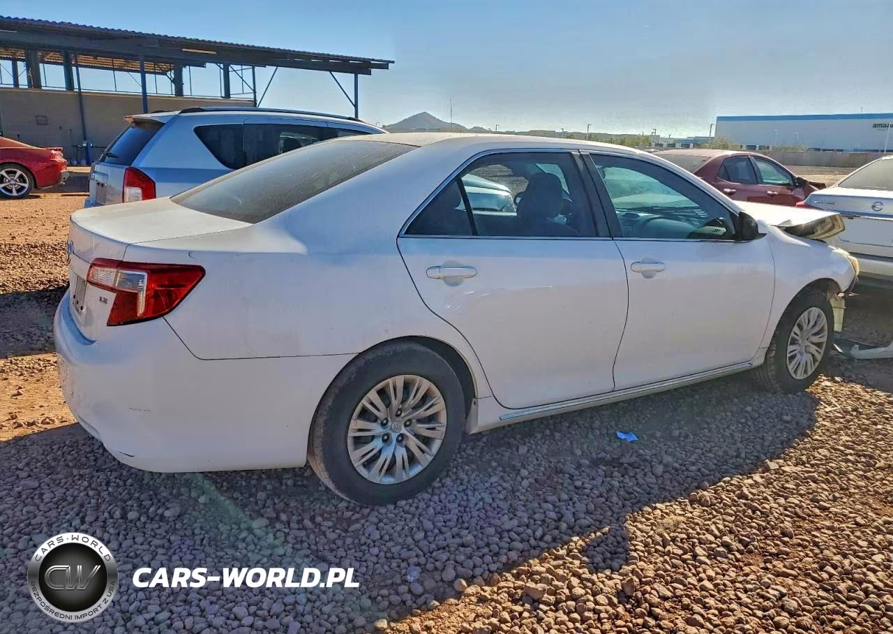 2013 Toyota Camry L VIN:4T1BF1FK2DU243325 - 3