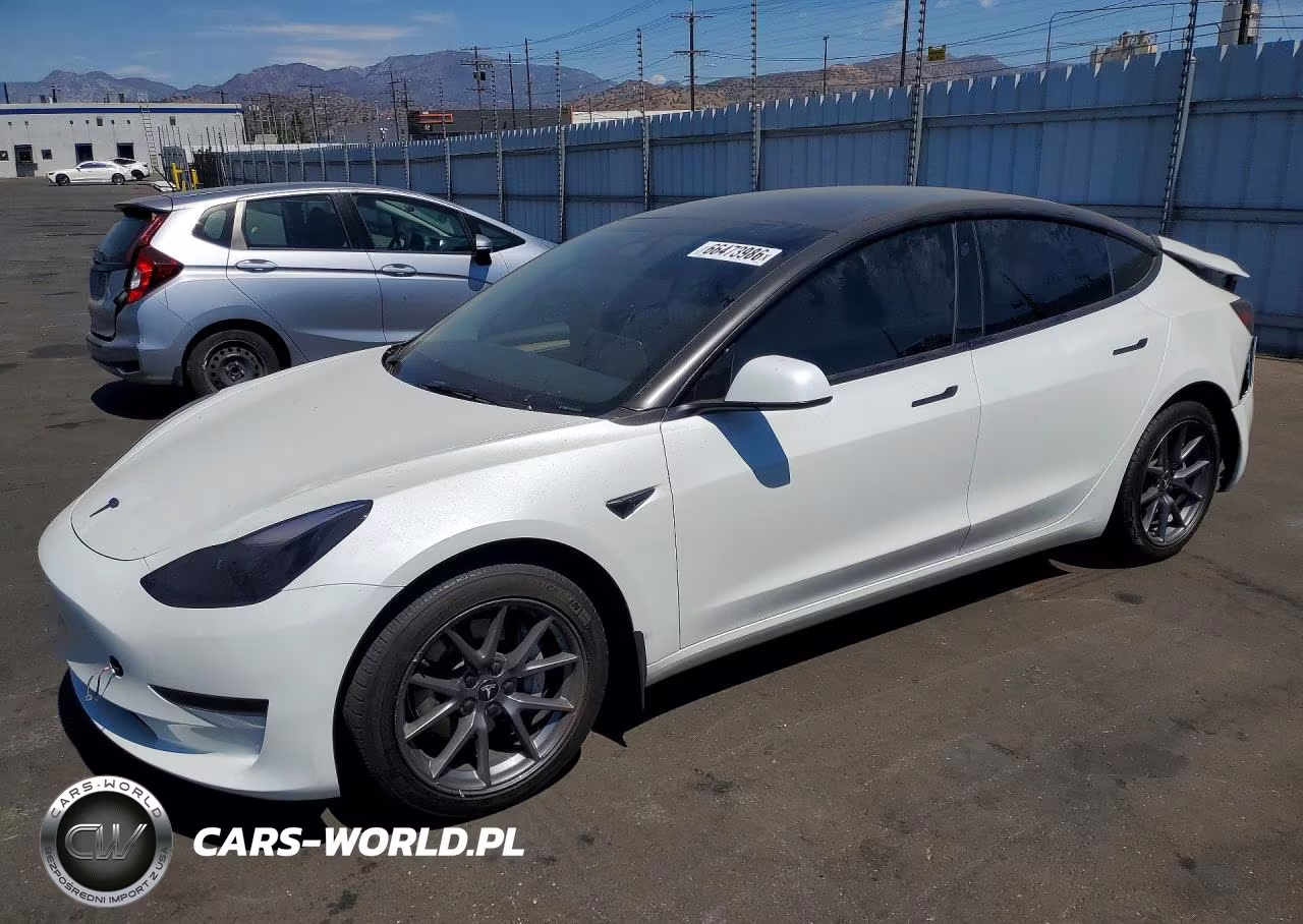 2023 Tesla Model 3 – zdjęcie 1 z 12