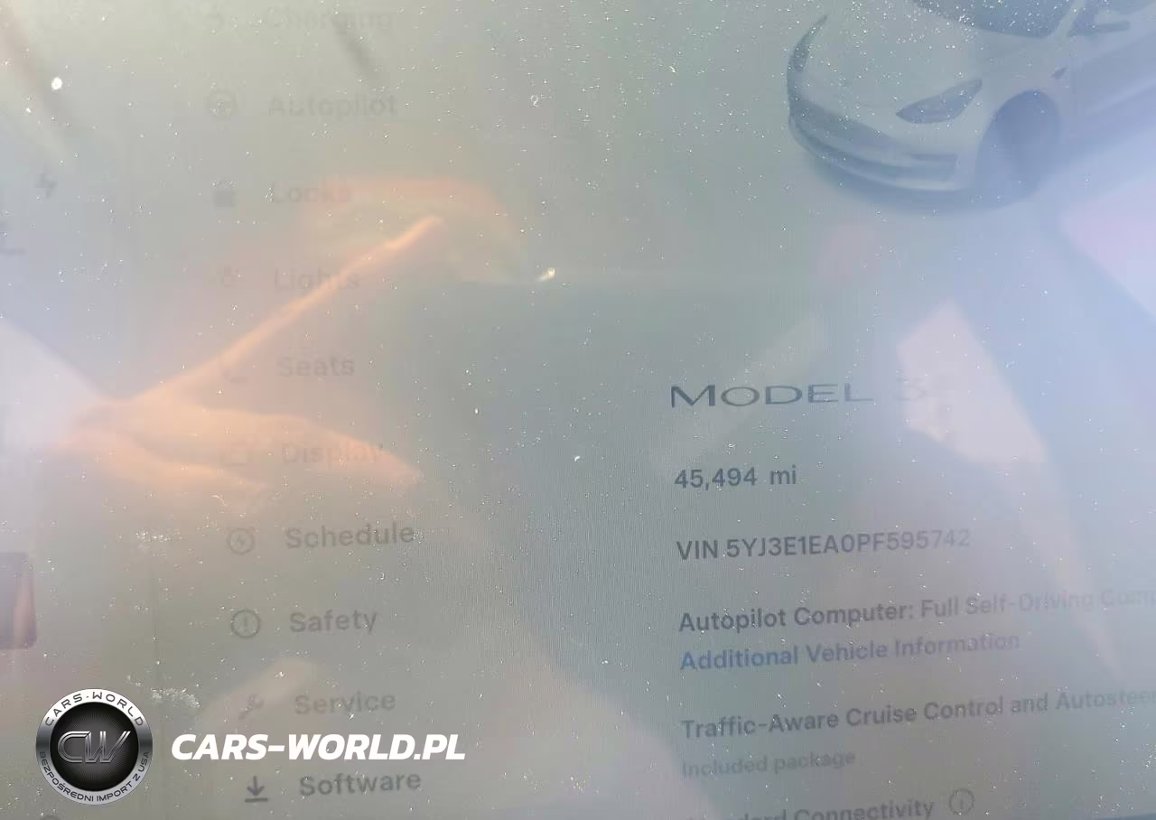 2023 Tesla Model 3 VIN:5YJ3E1EA0PF595742 - 9