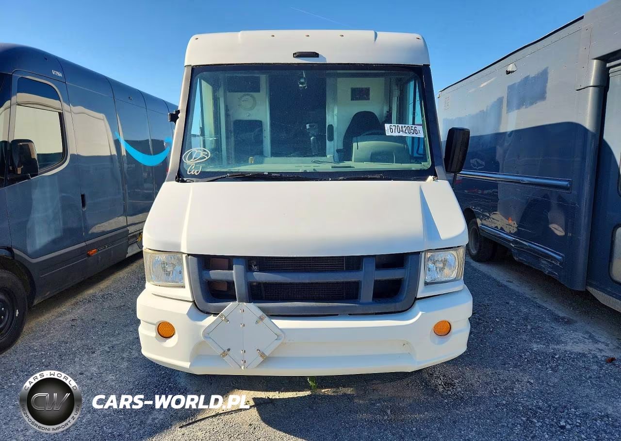 2016 Isuzu Reach Delivery Van VIN:JALB4T17XG7W00048 - 5