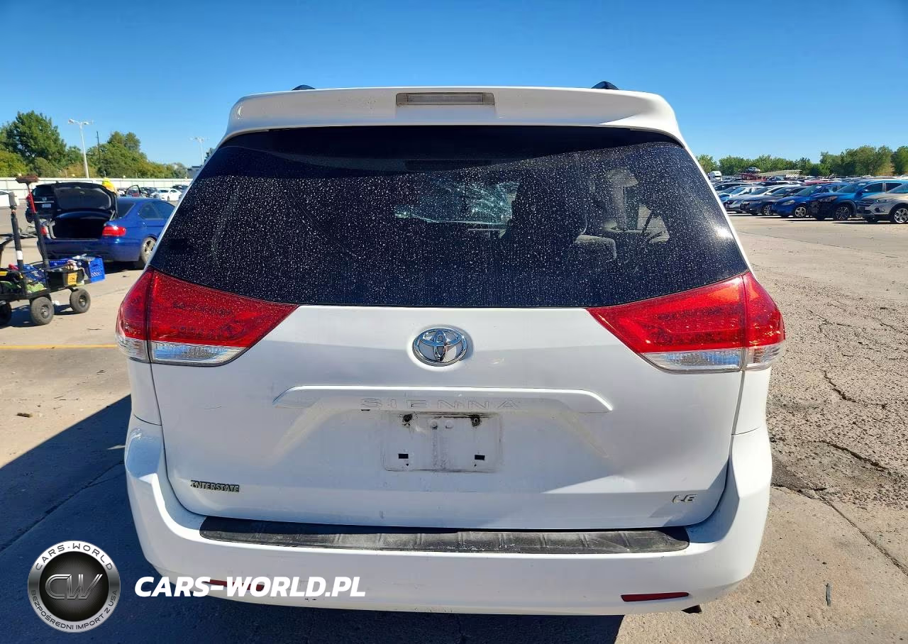 2011 Toyota Sienna Le VIN:5TDKK3DC9BS070847 - 6