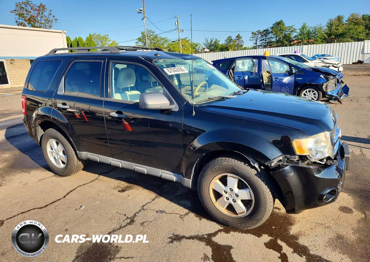 2010 Ford Escape Xlt VIN:1FMCU9D78AKD41306 - 4