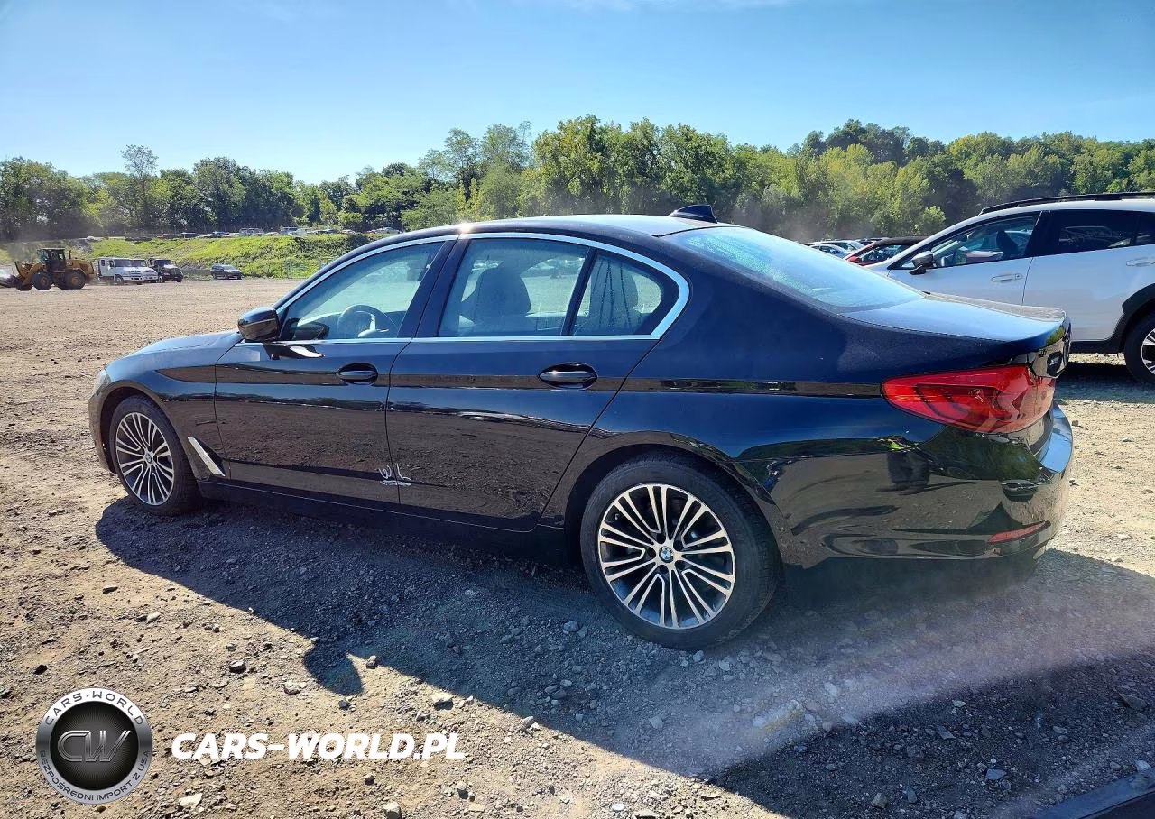 2019 BMW 530 Xi VIN:WBAJA7C59KWW18870 - 2