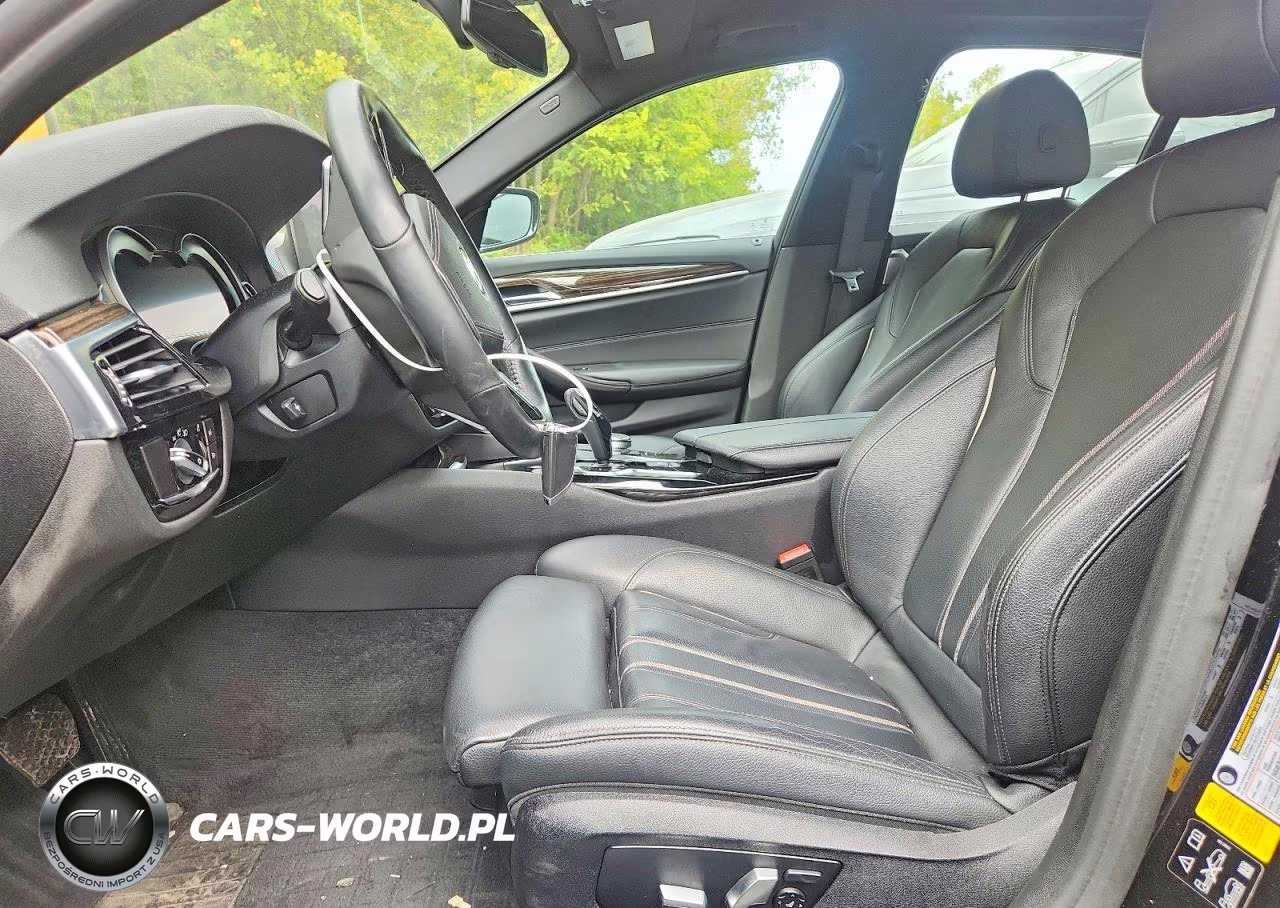2019 BMW 530 Xi VIN:WBAJA7C59KWW18870 - 7