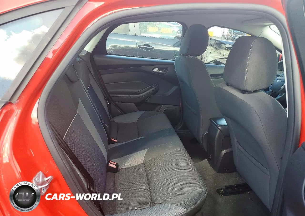 2014 Ford Focus Se VIN:1FADP3F26EL322189 - 10