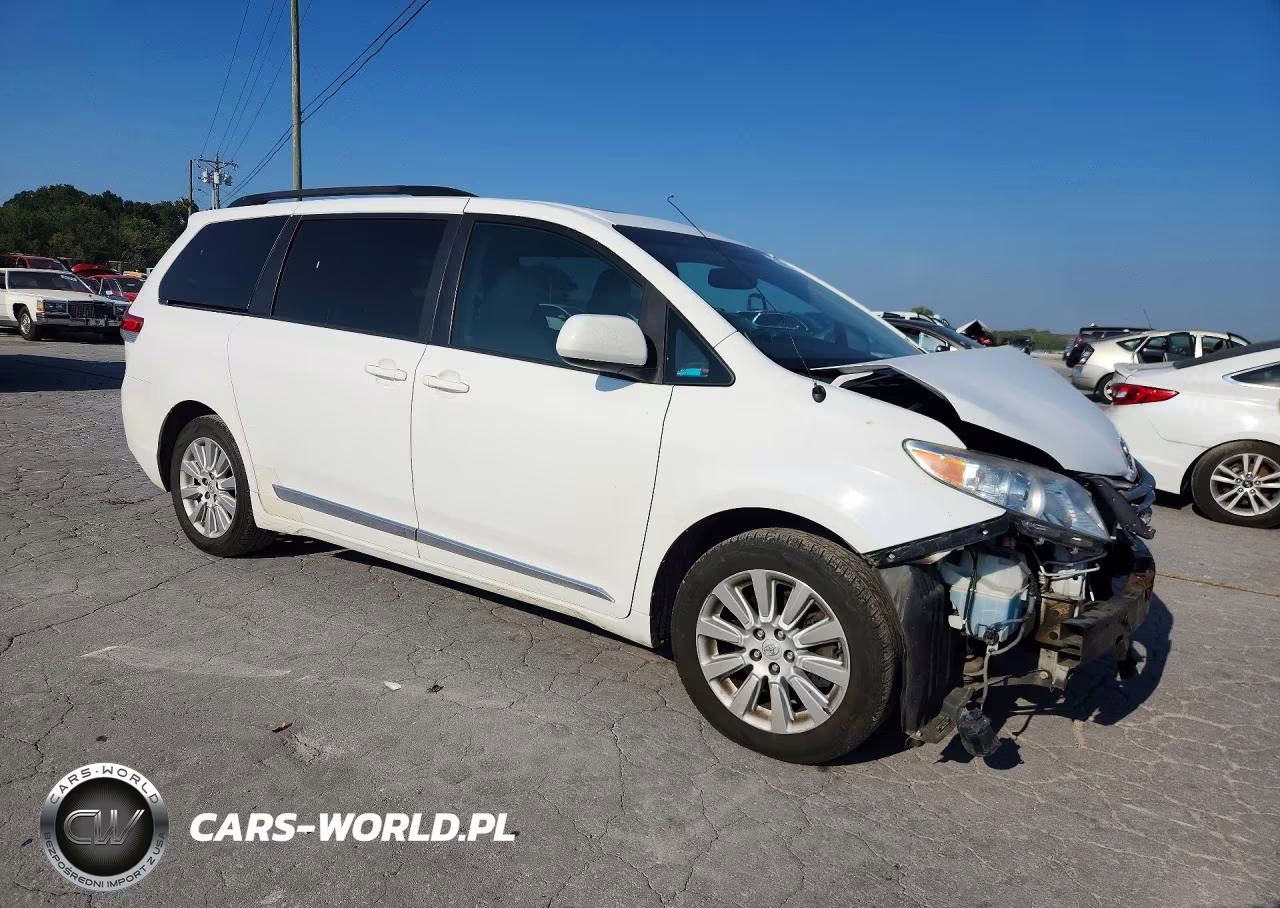 2014 Toyota Sienna Xle 7-Passenger VIN:5TDDK3DC1ES079488 - 4
