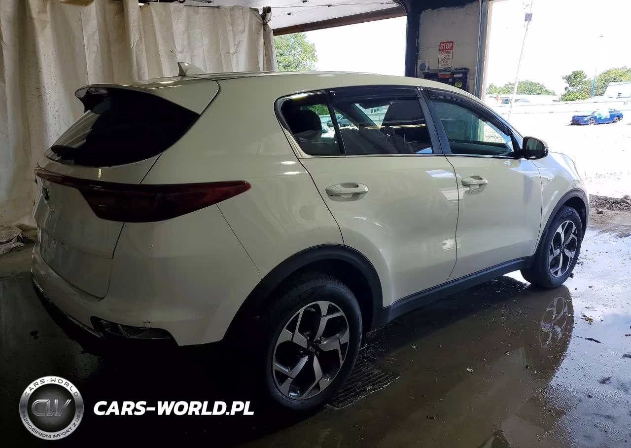 2020 Kia Sportage Lx VIN:KNDPMCACXL7782624 - 3