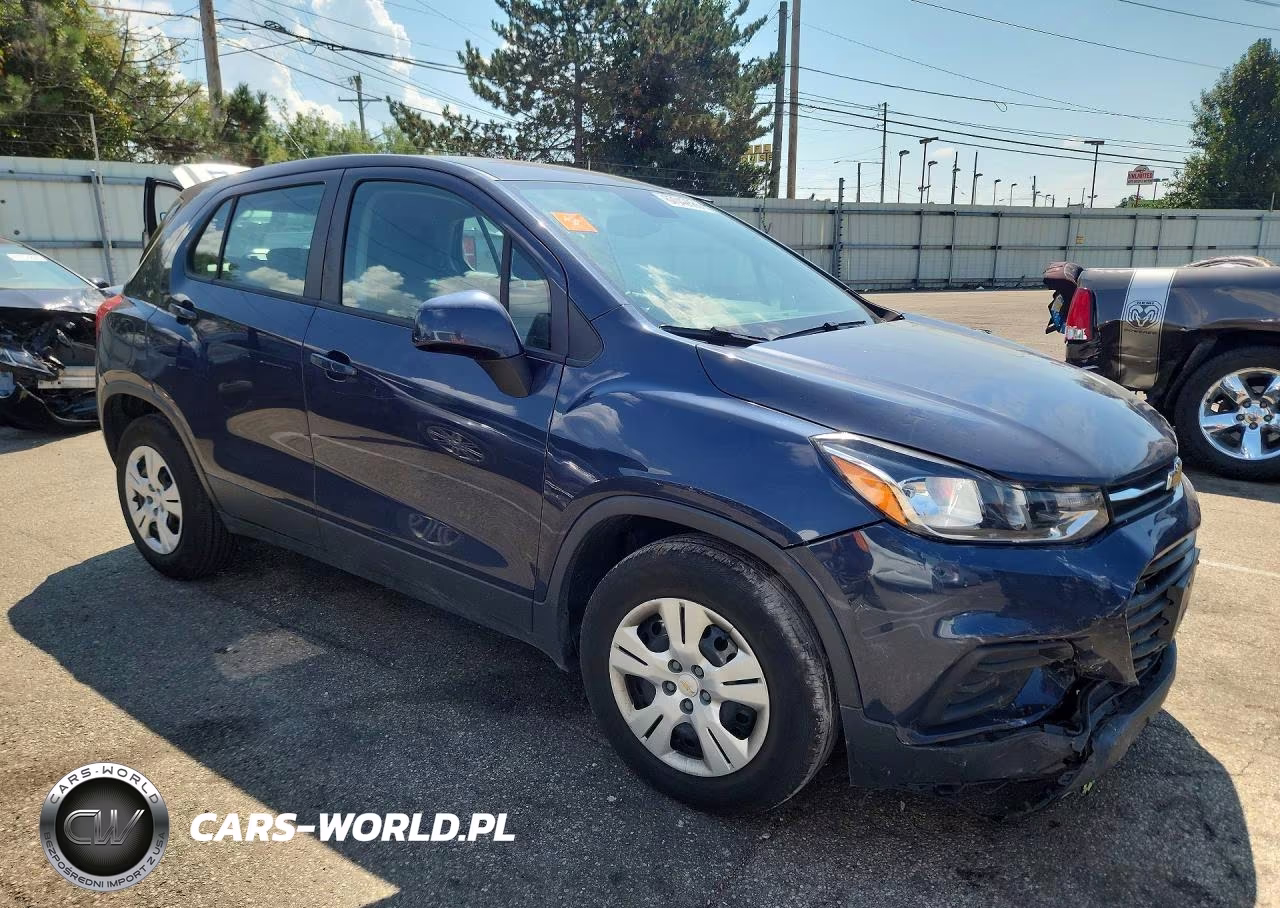2019 Chevrolet Trax Ls VIN:3GNCJKSB6KL160482 - 4
