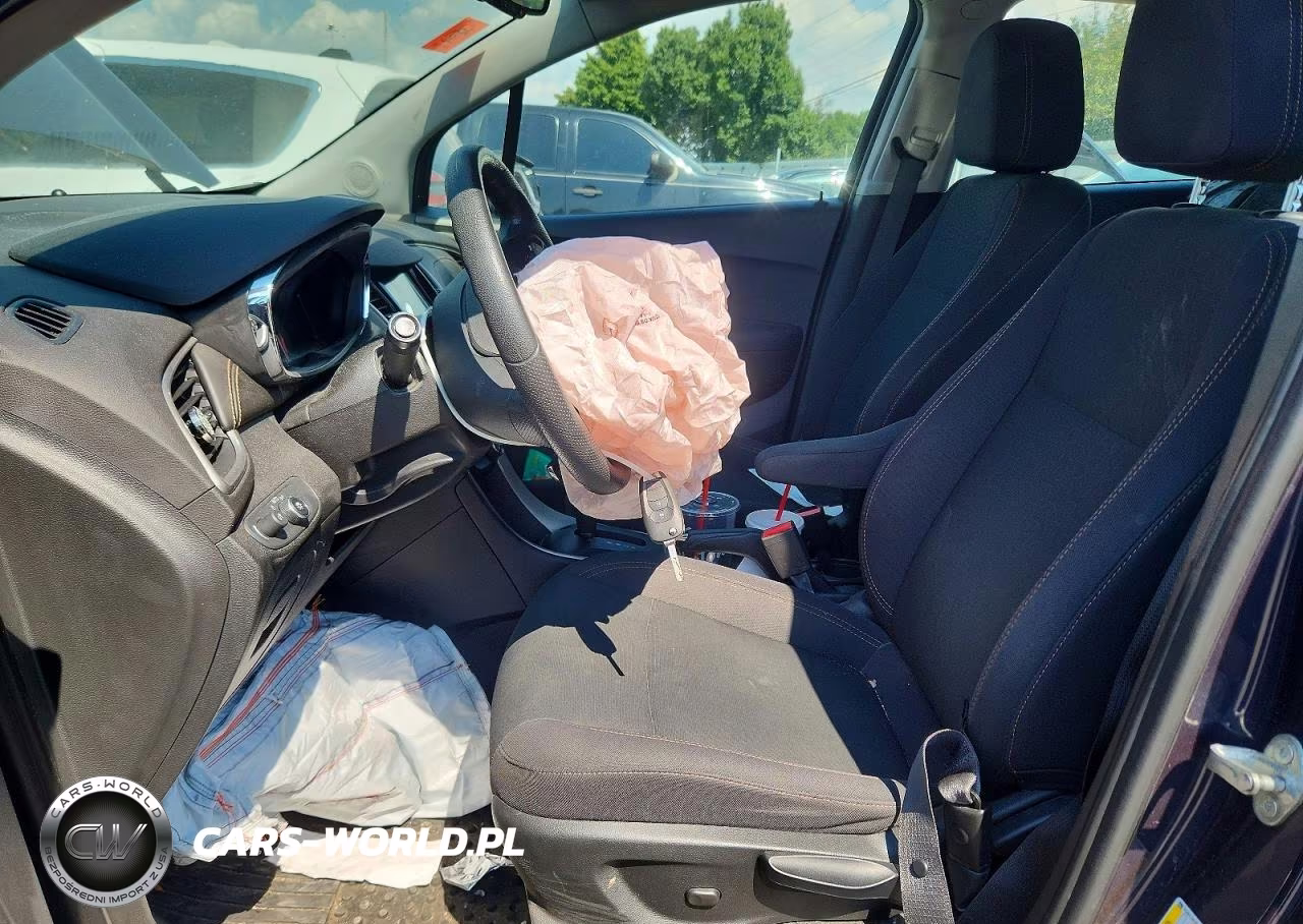 2019 Chevrolet Trax Ls VIN:3GNCJKSB6KL160482 - 7