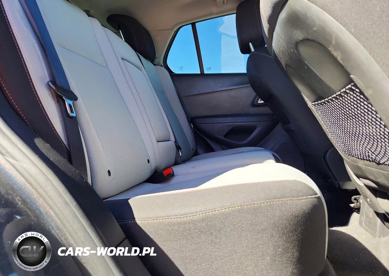 2020 Chevrolet Trax Ls VIN:3GNCJKSBXLL264510 - 11