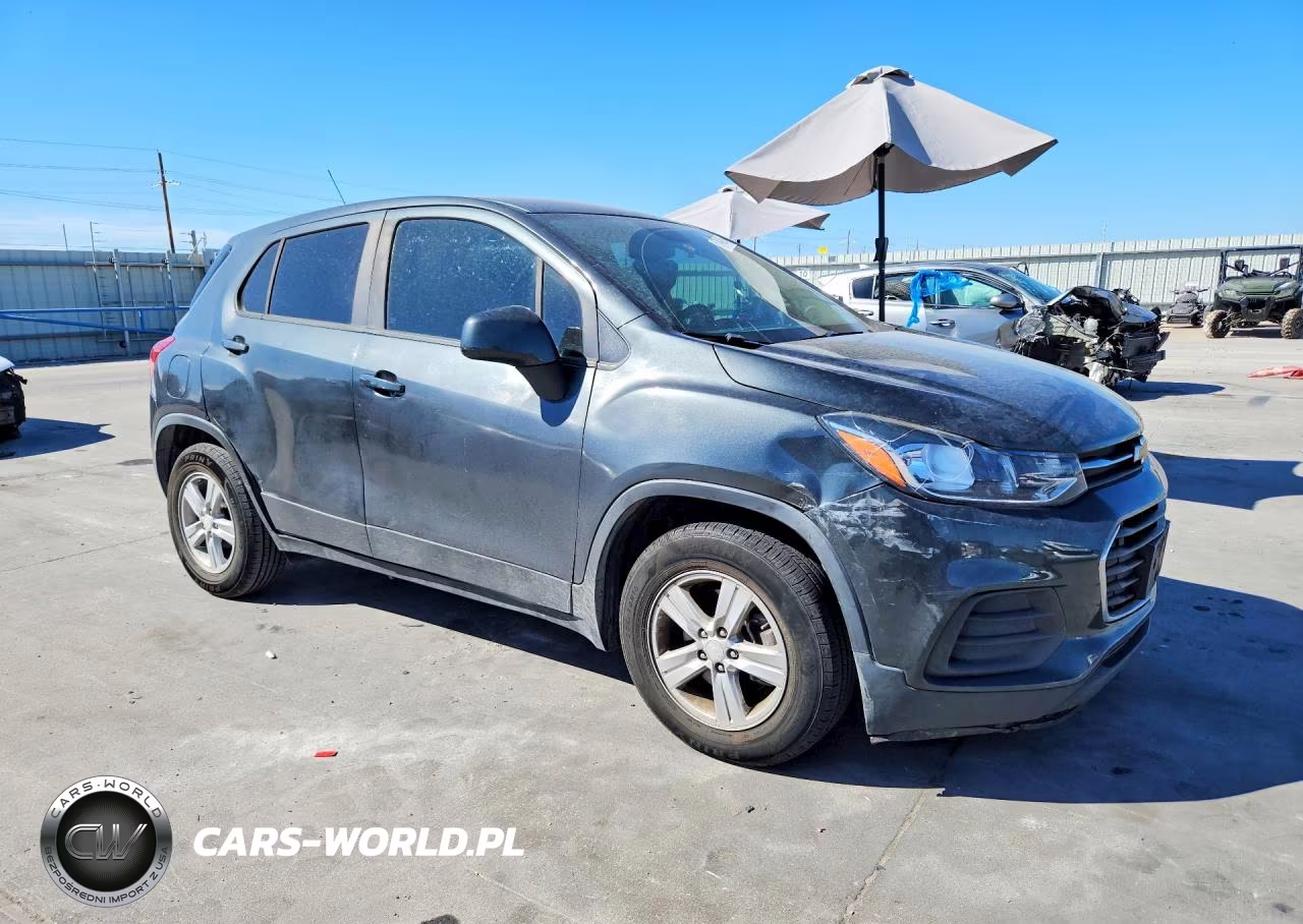 2020 Chevrolet Trax Ls VIN:3GNCJKSBXLL264510 - 4