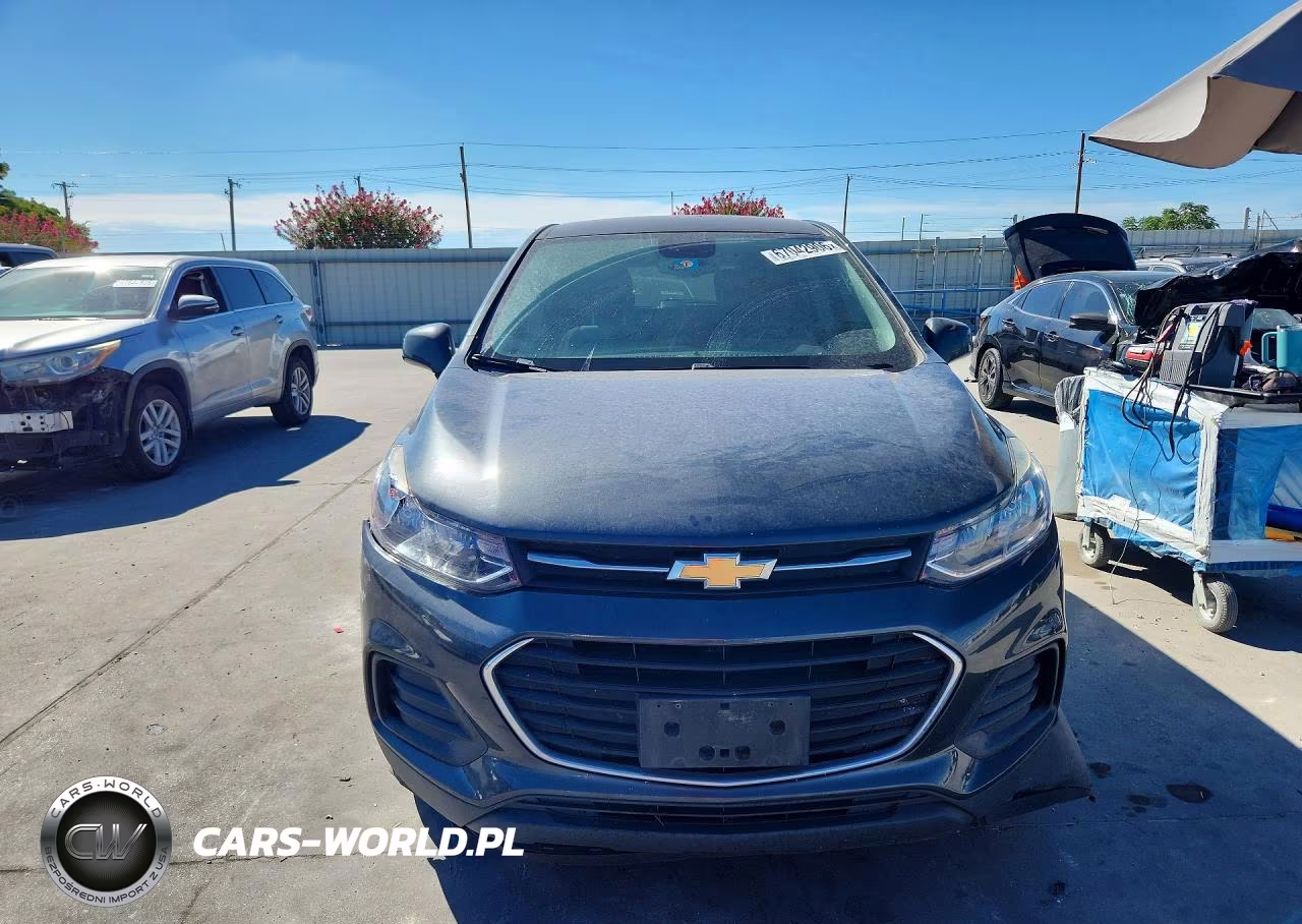 2020 Chevrolet Trax Ls VIN:3GNCJKSBXLL264510 - 5