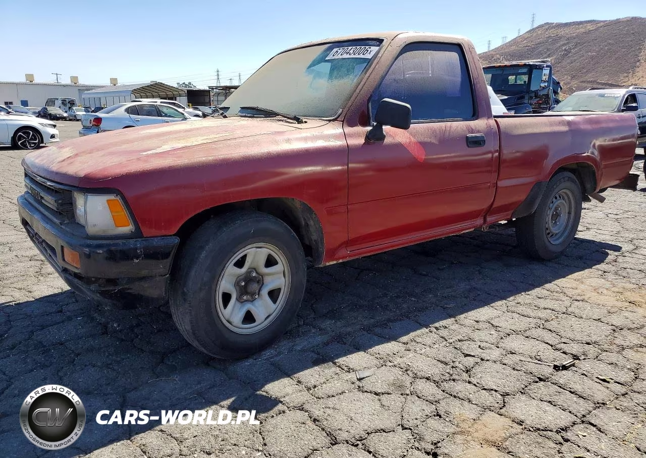 1989 Toyota Pickup Deluxe