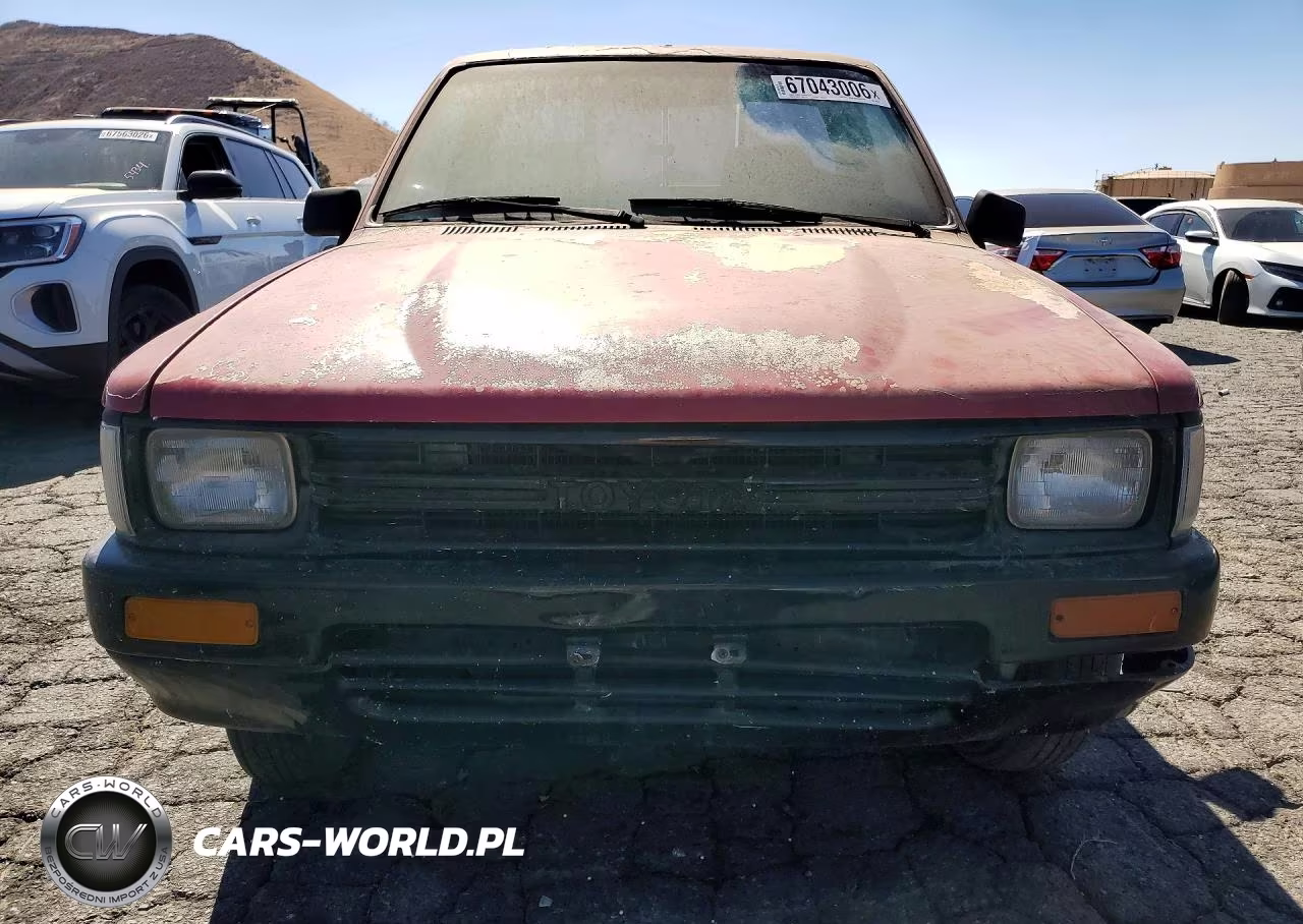 1989 Toyota Pickup Deluxe VIN:JT4RN81P9K0024657 - 5